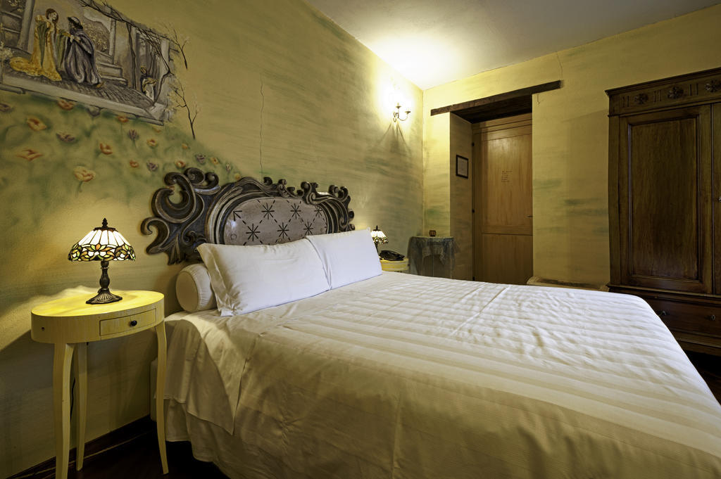 Borgo Casale Guest House Albareto  Rom bilde